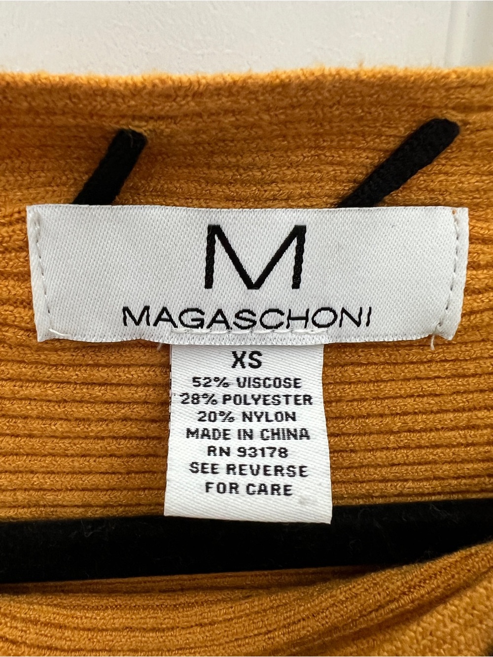 Magaschoni Mustard Yellow Ribbed Dolman Sleeve Whipstitch Sweater XS - Picture 2 of 5